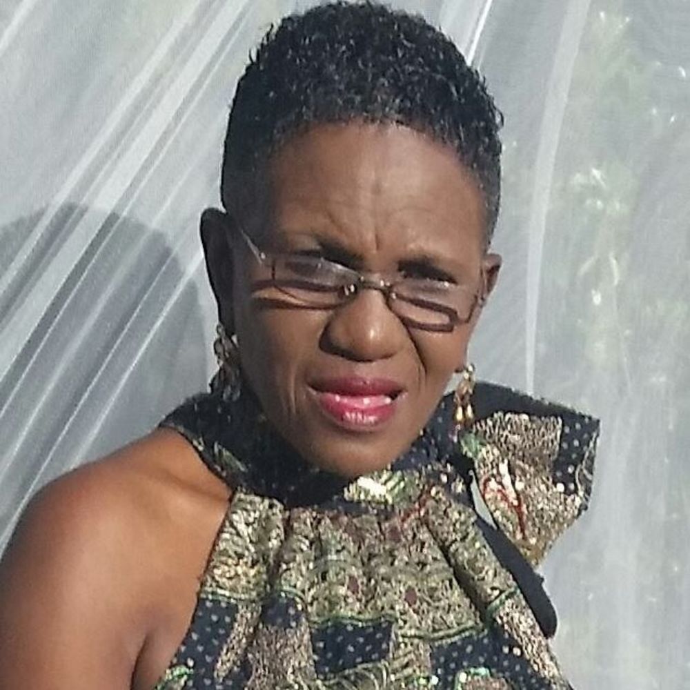 Meet your Posher, Sherryl